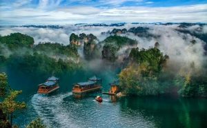 Tour Trung Quoc 6N5D | Truong Gia Gioi – Thien Mon Son – Ho Bao Phong – Phuong Hoang Co Tran
