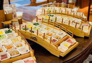Bún qua cầu và câu chuyện tình thủy chung cảm động